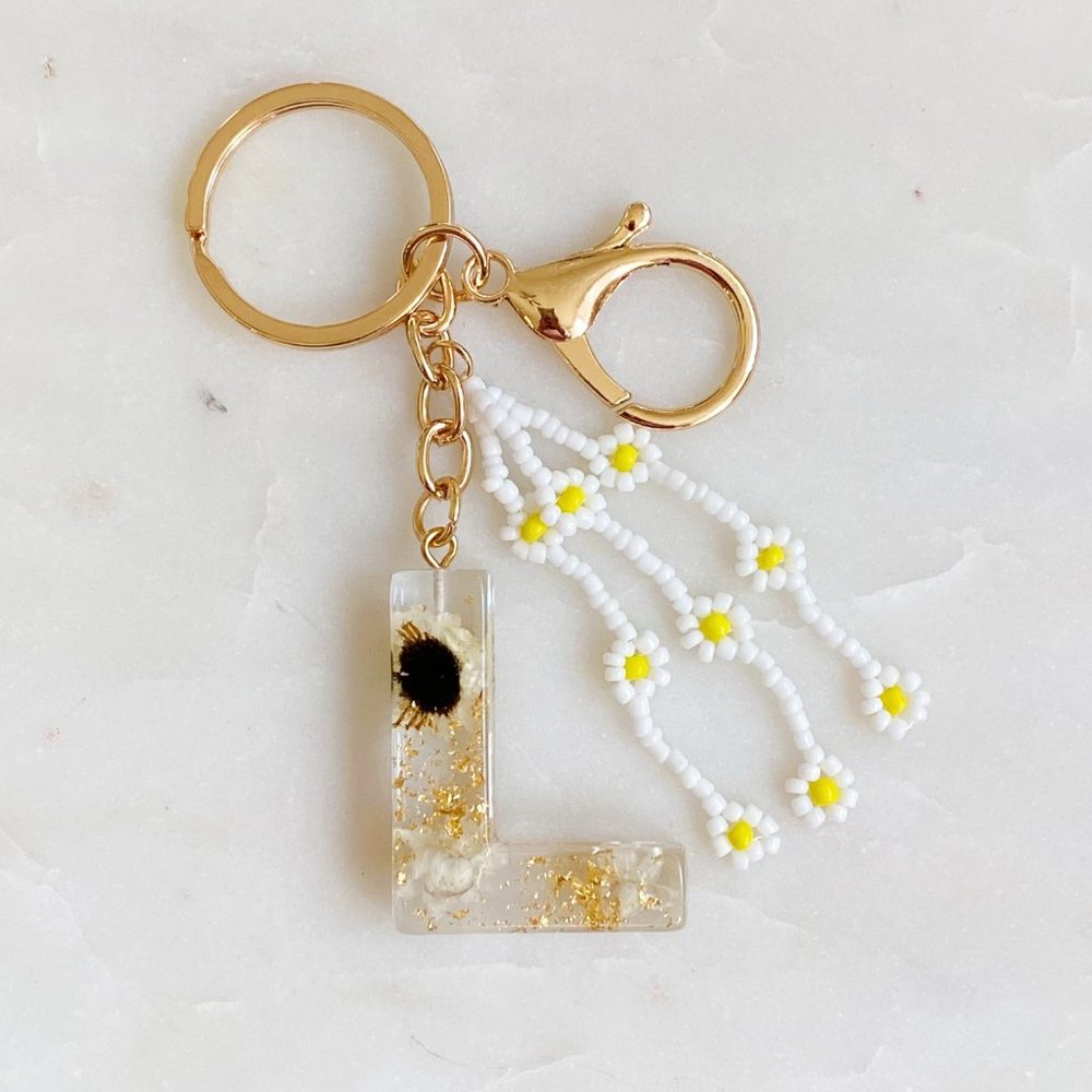 Baby Daisy Initial Key Chain - Picture 12 of 16